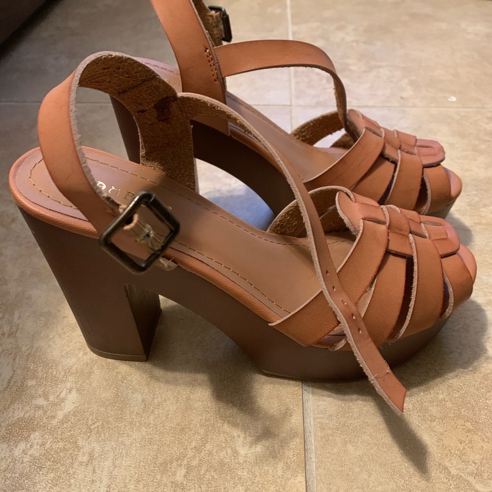 Open Toe Clogs - image 2